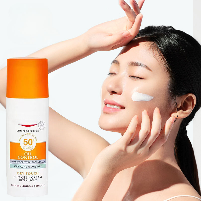 Spf 50 Sunscreen - 50มล. ควบคุมน้ำมันสดชื่นและกันแสงแดด SPF50 + นมแยกผิวที่บอบบางและอ่อนโยนสำหรับใช้กับการดูแลผิวหน้าและผิวกาย