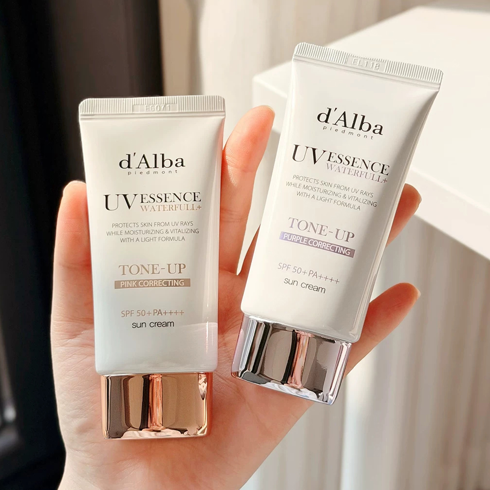 ดี'อัลบา ยูวี เอสเซนส์ วอเตอร์ - Spf 50 Sunscreen บทวิจารณ์และราคา